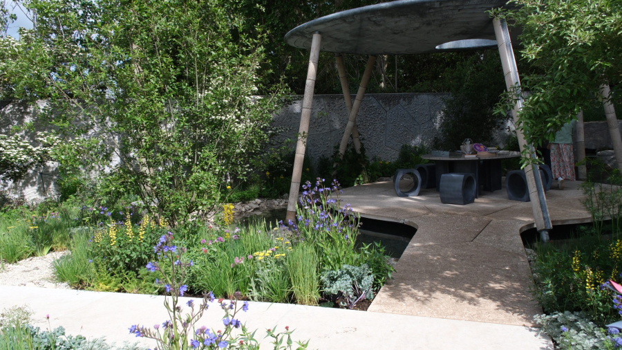 Covered sitting area in garden